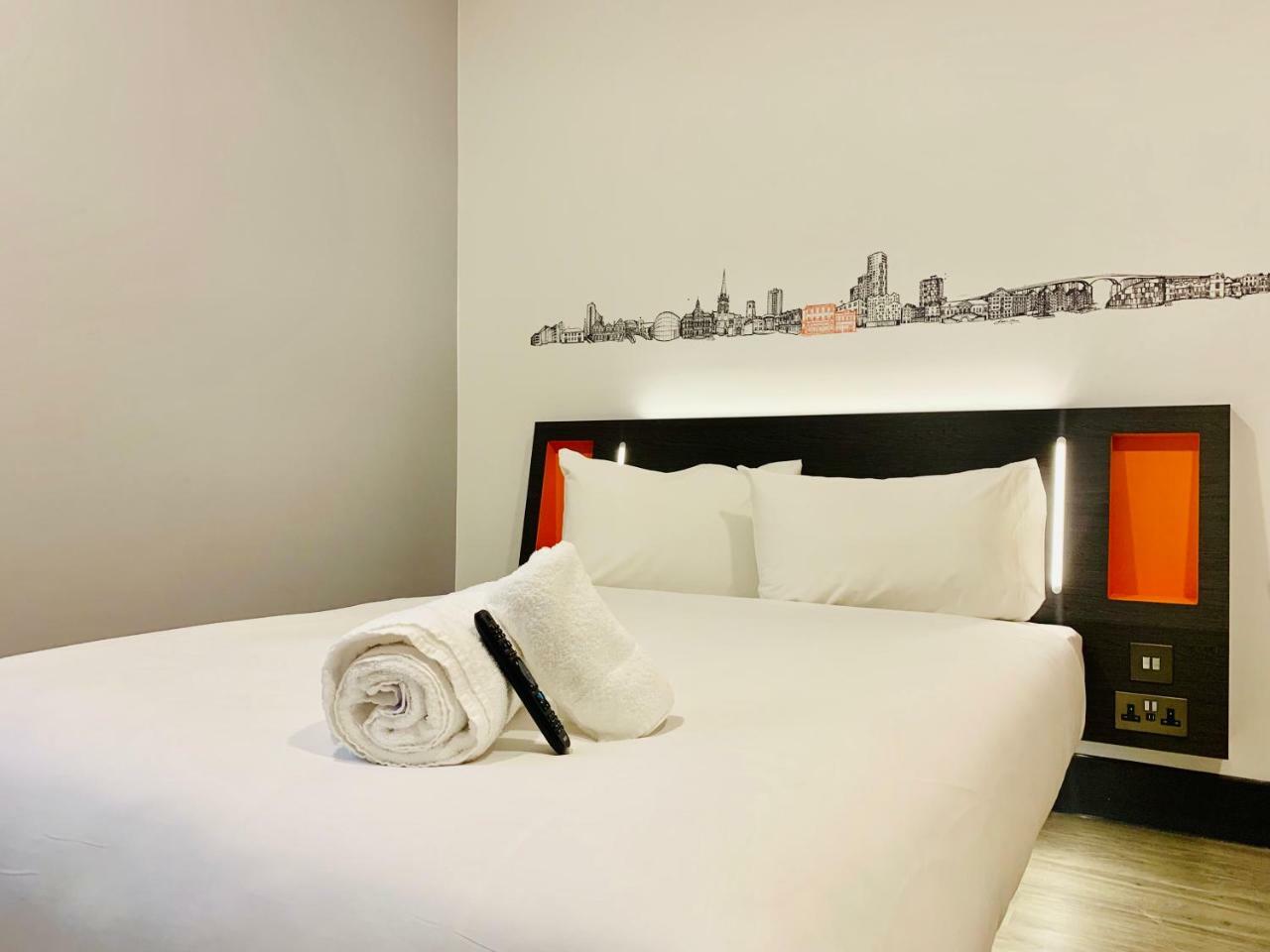 easyHotel Milton Keynes Eksteriør billede